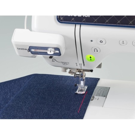Guide de couture laser de la Brother Expedition BX1
