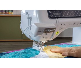 Brother Expedition BX1 - quilting d'un patchwork avec la genouillère