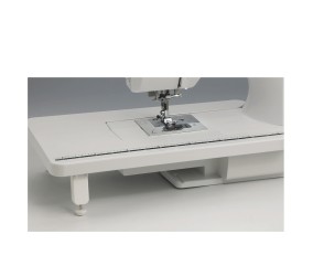 Table d'extension Brother WT9 - détail de la découpe pour le bras libre