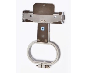 Cadre à broder compact Brother VRSF70 - vue d'ensemble sur fond blanc
