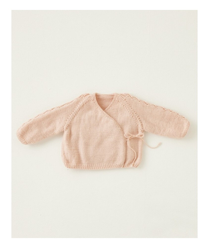 Brassière layette Béatrice - Patron tricot Phildar - modèle fini