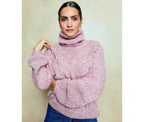 Pull Barsoline à torsades et losanges - Patron tricot Phildar - modèle porté