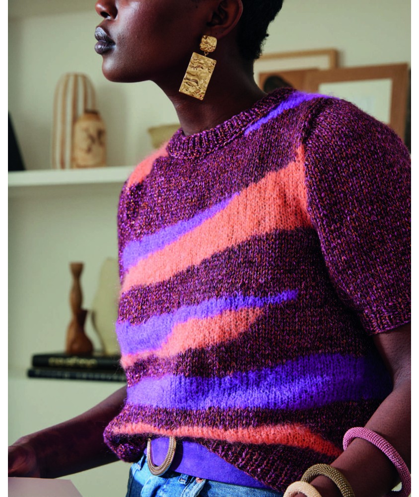 Pull Renelle version bourgogne, abricot et violet - Patron tricot Phildar - modèle porté