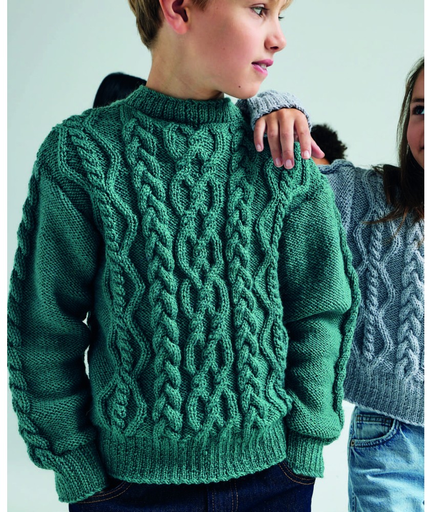 Pull garçon Tristan coloris paon - Patron tricot Phildar - modèle porté