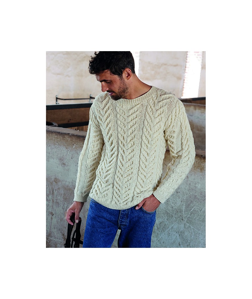 Pull homme Stanley à torsades - Patron tricot Phildar - modèle porté