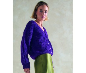 Gilet femme Carina en alpaga ultraviolet, jersey ajouré - Patron tricot Phildar - modèle fini