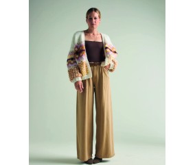Gilet long femme Élio écru avec manches jacquard multicolores - Patron tricot Phildar - modèle fini