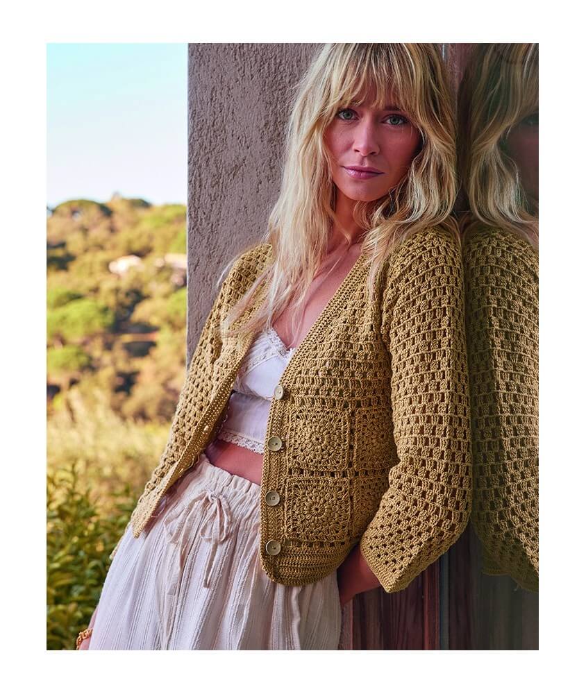 Gilet femme Félicie au crochet, coloris seigle, motifs grannys - Patron Phildar - modèle fini