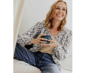 Gilet femme Jador en mohair imprimé dalmatien - Patron tricot Phildar - modèle fini