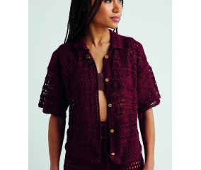 Gilet femme Sally au crochet, coton dark rouge, manches courtes - Patron Pingouin - modèle fini
