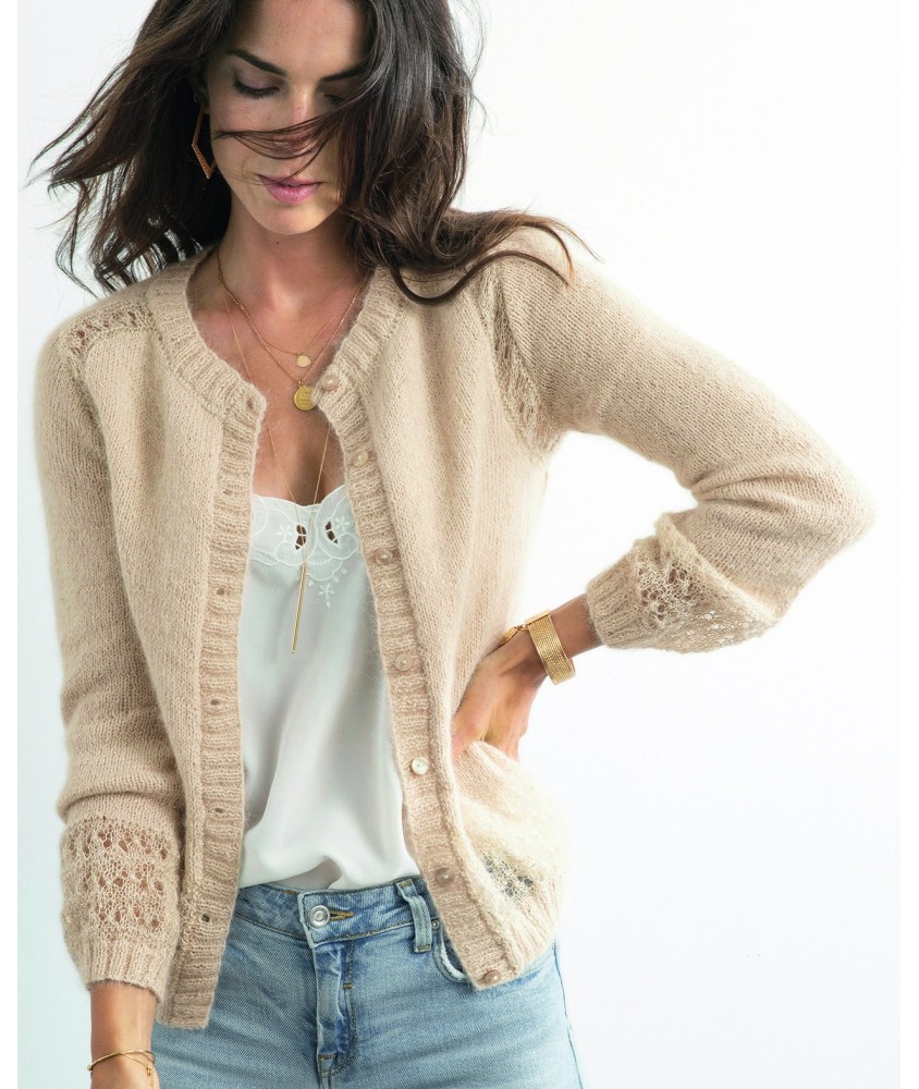 Gilet femme Louane en angora naturel, empiècement ajouré - Patron tricot Phildar - modèle fini