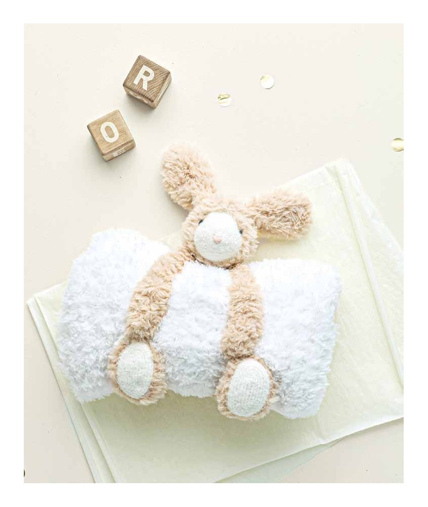Couverture et doudou lapin Zazu au crochet, fourrure biche et neige - Patron Phildar - modèle fini