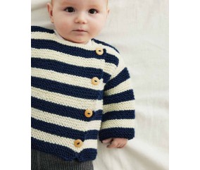 Paletot bébé Berverly en laine rayée écru et marine, point mousse - Patron tricot Phildar - modèle fini