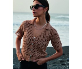 Polo femme Purday au crochet, viscose et lin camel, manches courtes - Patron Phildar - modèle fini