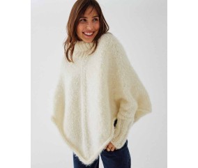 Poncho femme Jenna en laine et mohair écru, tricoté en rond - Patron tricot Phildar - modèle fini