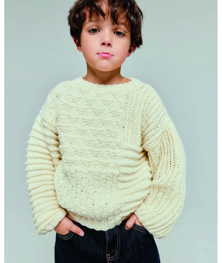 Pull enfant Matthieu en laine écru, godrons, damiers et triangles - Patron tricot Phildar - modèle fini