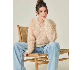 Pull femme Bonnie en mohair naturel et écru, longues côtes au bas - Patron tricot Phildar - modèle fini