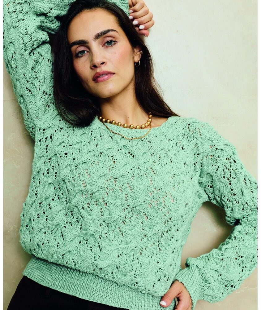Pull femme Bélaimée en coton et cachemire sauge, point fantaisie ajouré - Patron tricot Phildar - modèle fini