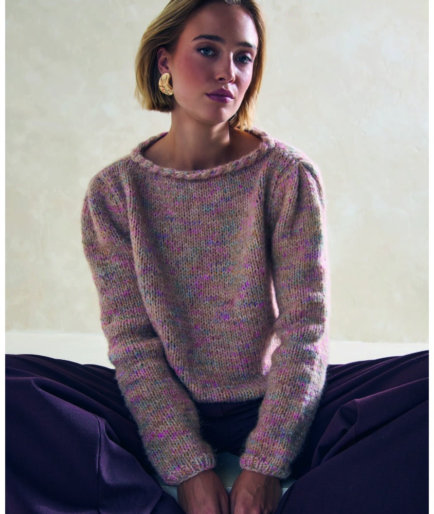 Pull femme Cassie en alpaga et mérinos naturel et rose fluo, torsades - Patron tricot Phildar - modèle fini
