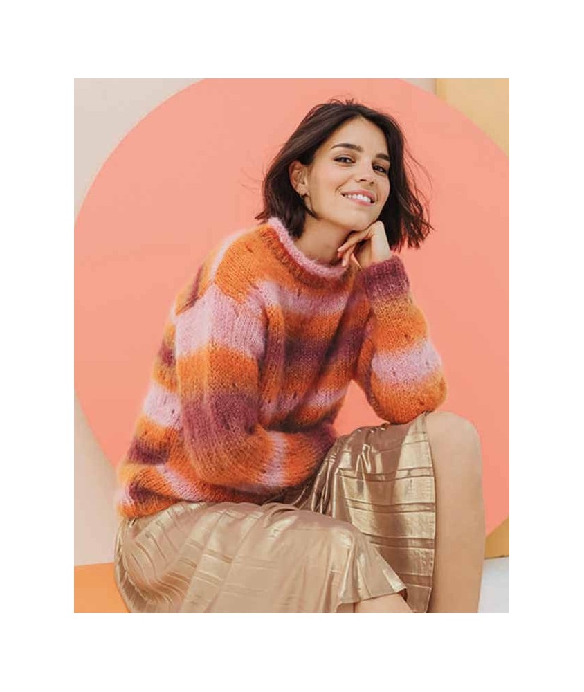 Pull femme Ernestine en mohair fauve, point fantaisie en relief - Patron tricot Phildar - modèle fini