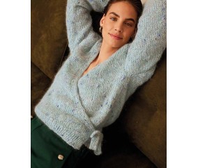 Cache-cœur Gilda gris chiné en jersey, croisé devant et noué à la taille - Patron tricot Phildar - modèle fini