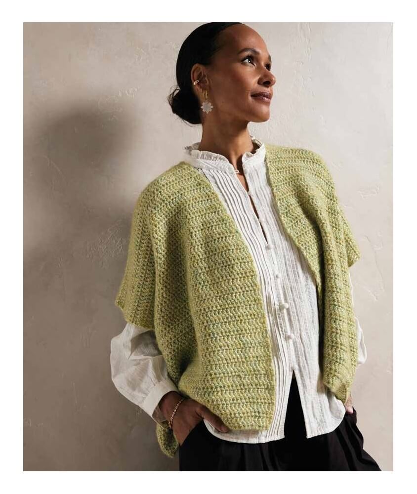 Gilet Ange au crochet vert pistache, brides travaillées en deux fils - Patron crochet Phildar - modèle fini