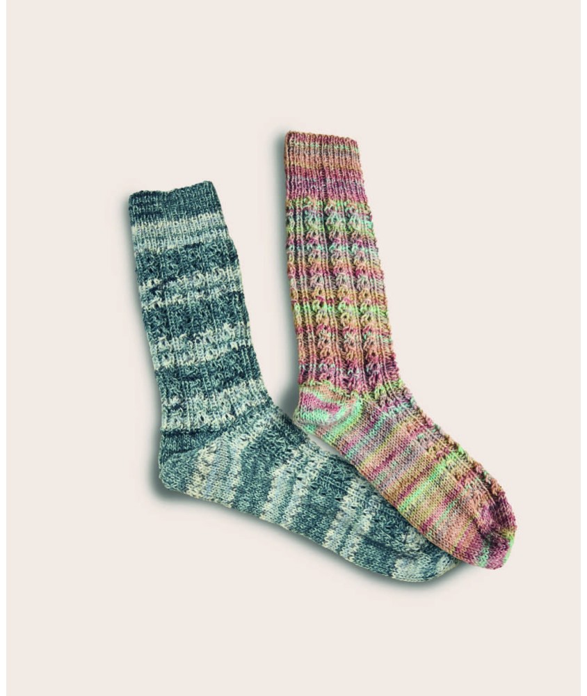 Chaussettes Émery en point fantaisie, fils imprimés jacquard bleu et salade de fruits - Patron Phildar