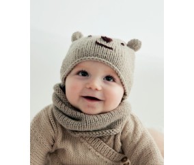 Bonnet ourson et snood Bazile en jersey naturel chiné, sur un bébé - Patron tricot Phildar