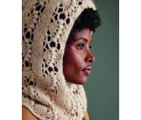 Cagoule Félipa au crochet en point ajouré, coloris écru sur écru - Patron crochet Phildar - modèle fini