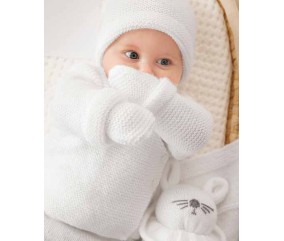 Moufles Casey layette au point mousse, coloris blanc, taille 0/3 mois - Patron tricot Phildar - modèle fini