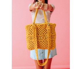 Sac Mykonos en macramé coloris soleil, noeuds plats en quinconce, 35 x 28 cm - Patron Pingouin
