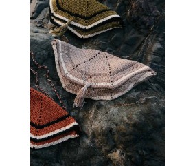 Sac banane Pervenche au crochet en coton dune, ecru et chanvre, hexagones en brides - Patron Phildar