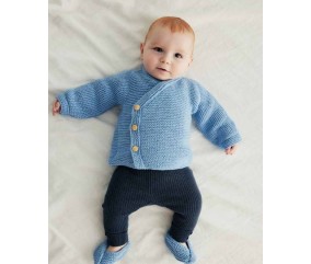 Brassière Brandy tricotée au point mousse en mérinos bleu denim, trois boutons bois - Patron tricot Phildar