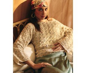 Pull Tehei vanille au crochet, motifs fleurs ajourés assemblés et manches longues - Patron Pingouin