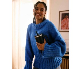 Pull Tokie bleu sport, large bande de côtes 2/2 en bas et sur les manches, jersey au-dessus - Patron tricot Pingouin