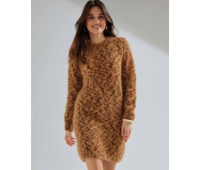 Robe Alexine fauve en mohair, jersey évasé, côtes 2/2 et manches longues - Patron tricot Phildar