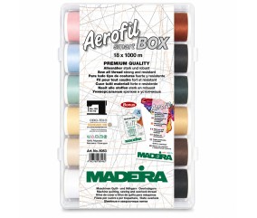 SmartBox de 18 Fils à Coudre Aerofil 1000 m + Aiguille - Madeira - vue de face sur fond blanc