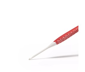 Crochet Prym Ergonomics n°3,5 rouge - vue de détail