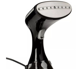 Défroisseur vapeur 1200 W avec brosse textile noir Prym - en situation