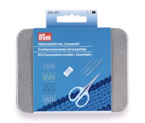 Kit d'accessoires crochet Essentials avec boîte métal Prym - en situation