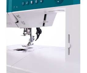 PFAFF Ambition 620 - système IDT et zone de couture