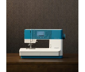 PFAFF Ambition 620 dans l'atelier