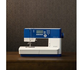 PFAFF Ambition 610 dans l'atelier