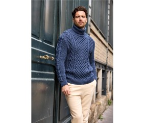 Patron tricot gratuit Pull col roulé à torsades Iann