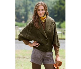 Patron tricot gratuit Cape manches torsadées Sophie