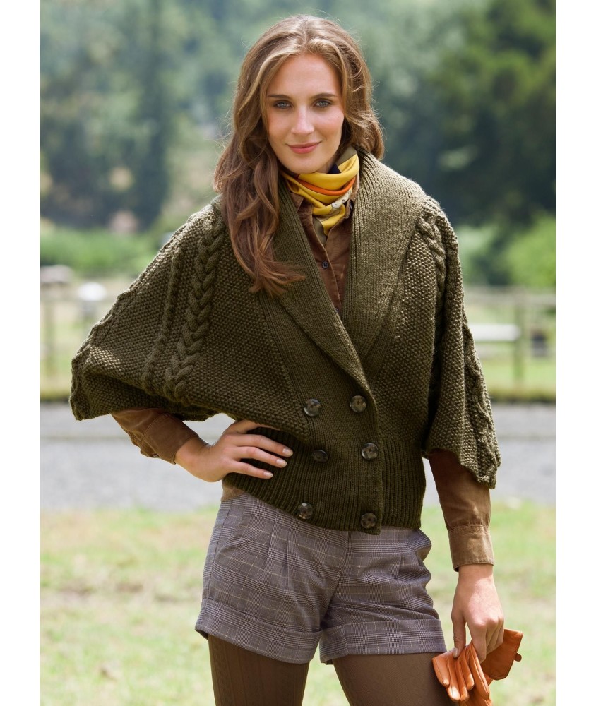 Patron tricot gratuit Cape manches torsadées Sophie