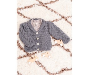 Patron gratuit Veste bébé à torsades col châle Romain