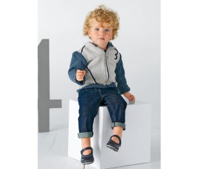 Patron tricot gratuit Blouson zippé à capuche