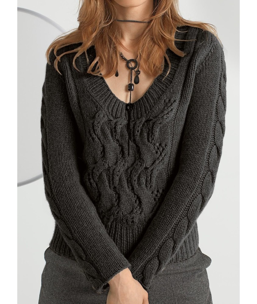 Patron tricot gratuit Pull à torsades ajourées