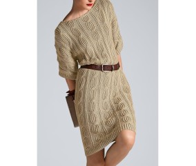 Patron tricot gratuit Robe à torsades manches courtes